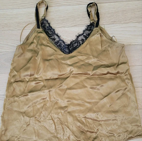 Lace cami - Picture 2 of 3